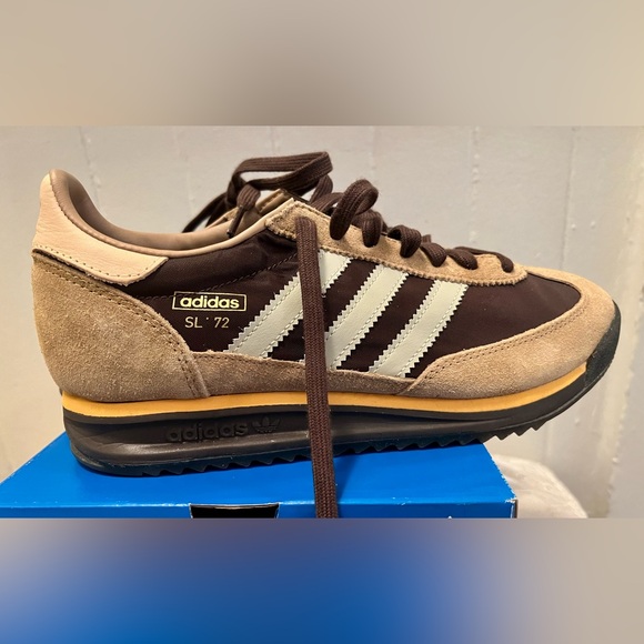 Adidas originals 72 RS Men 7.5 Women 9.5  OR 40 2/3 - Picture 4 of 6